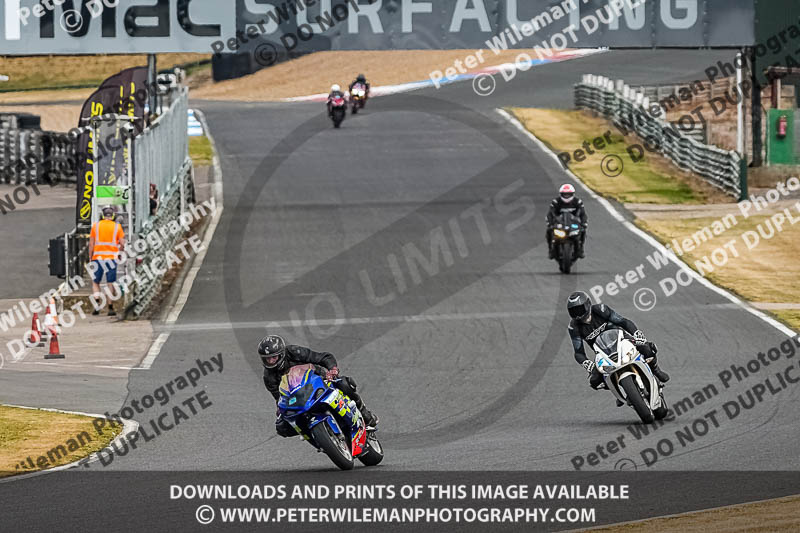 enduro digital images;event digital images;eventdigitalimages;mallory park;mallory park photographs;mallory park trackday;mallory park trackday photographs;no limits trackdays;peter wileman photography;racing digital images;trackday digital images;trackday photos